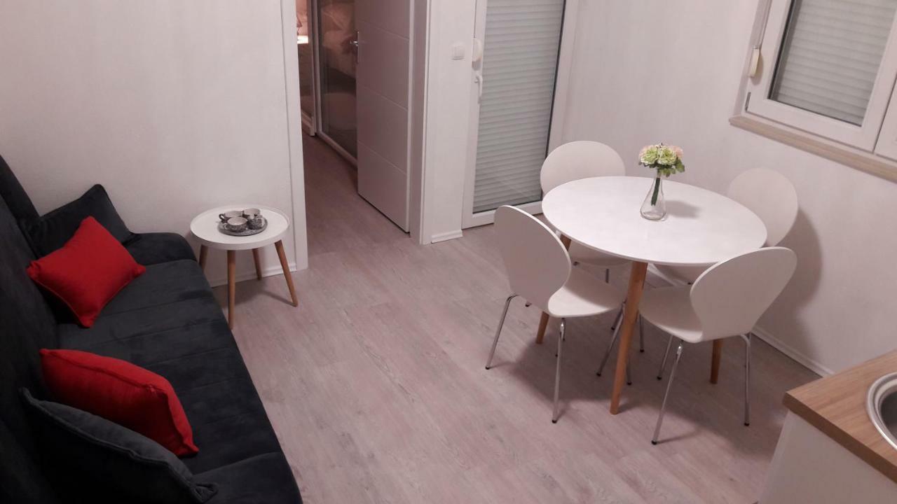 Apartment Sano Podstrana Esterno foto