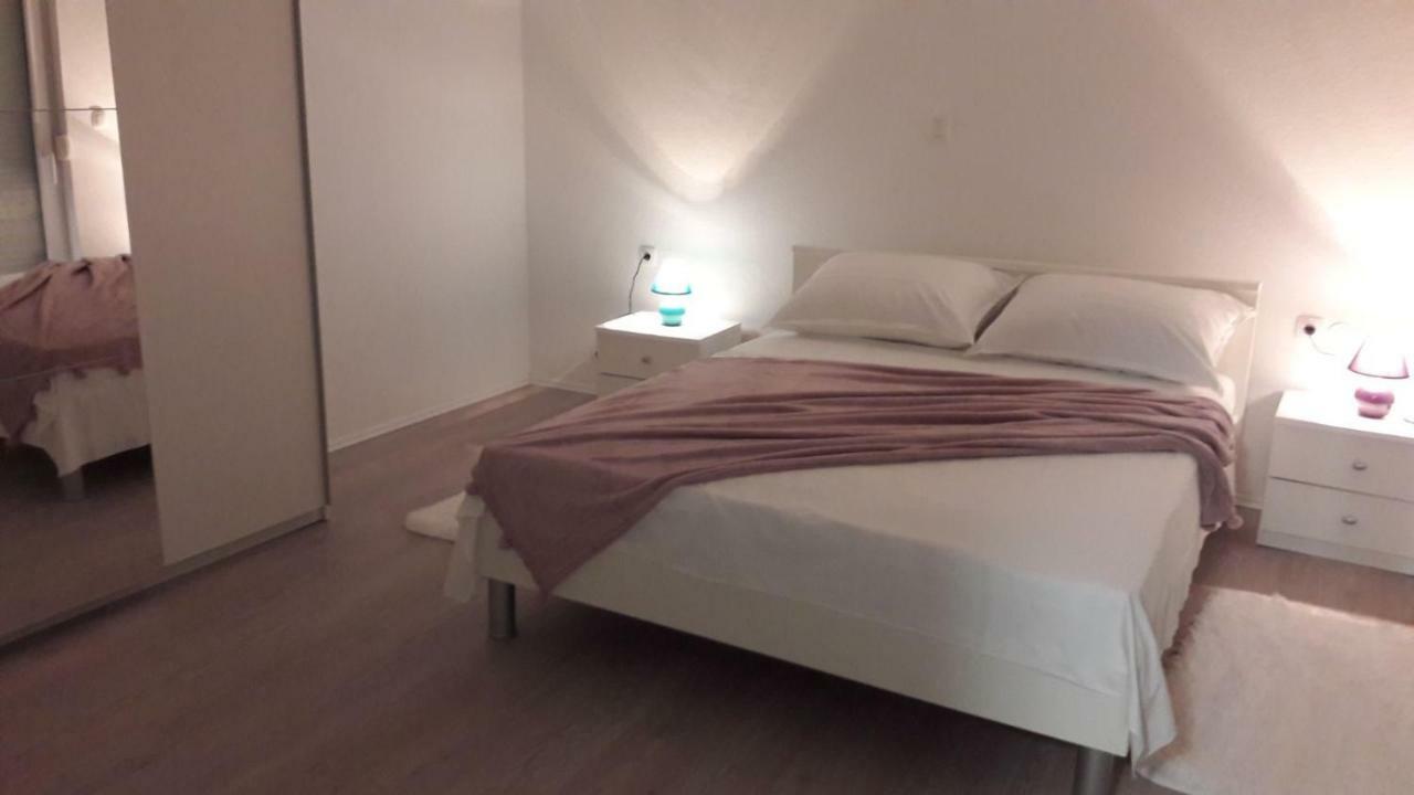 Apartment Sano Podstrana Esterno foto