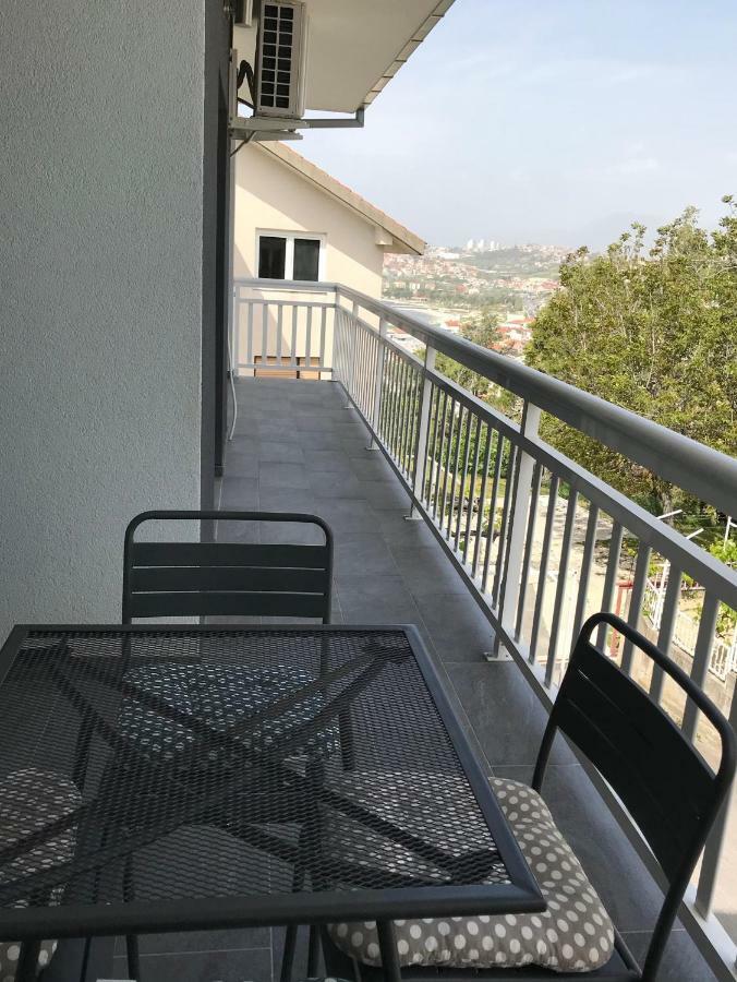 Apartment Sano Podstrana Esterno foto